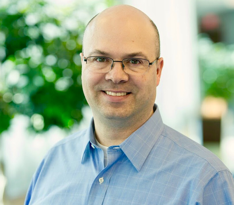 Arturo Oliver, Founder and Creator of DataEnvision